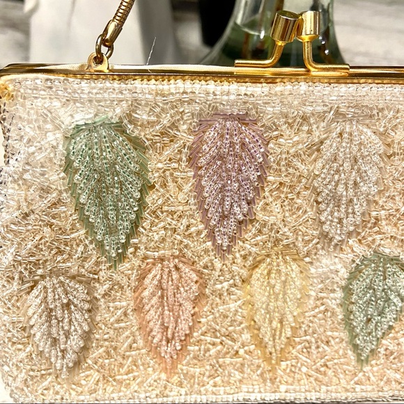 Vintage Beaded Handbag Collectible Satin Fabric Iridescent beading Gold kisslock - Picture 2 of 11